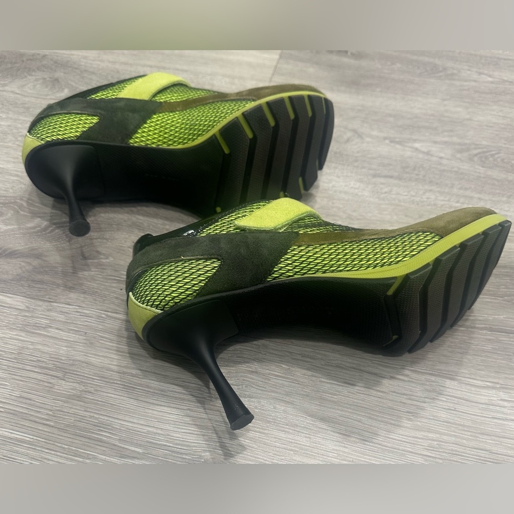 The Tepper in Lime Green - Picture 11 of 12